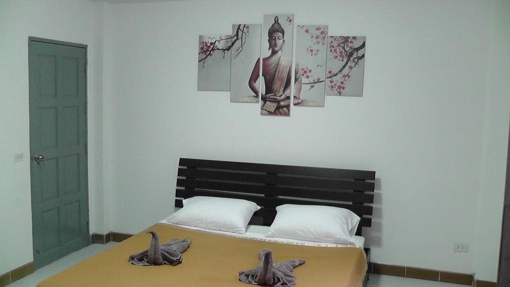 Feng Shui House 호텔 Patong 객실 사진
