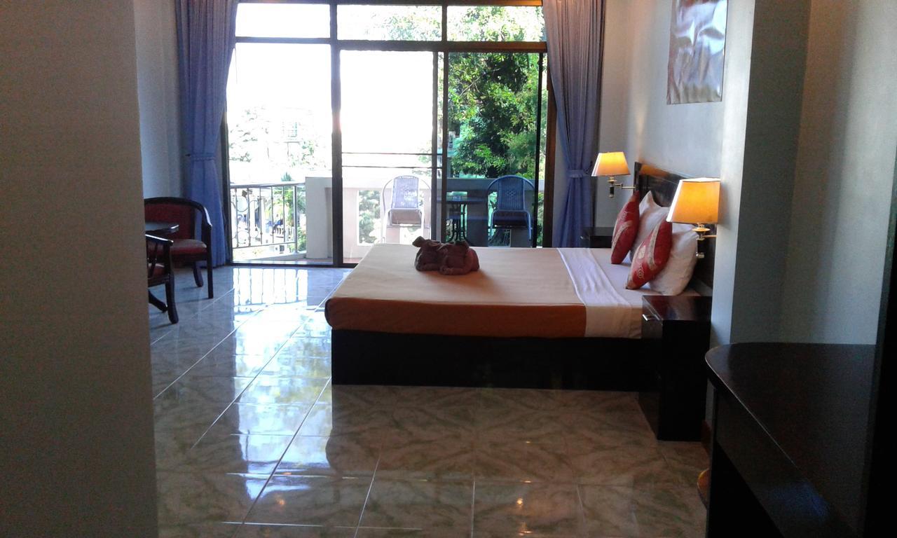Feng Shui House 호텔 Patong 외부 사진