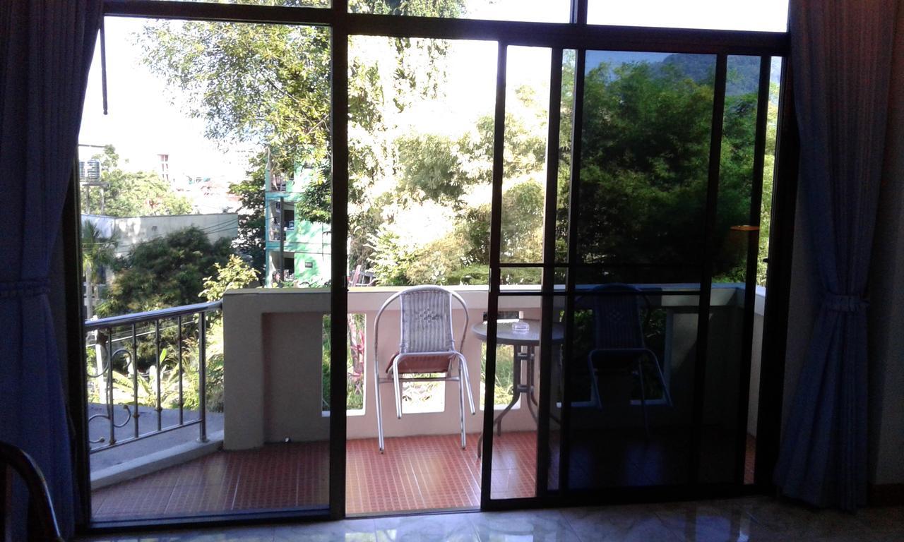 Feng Shui House 호텔 Patong 외부 사진