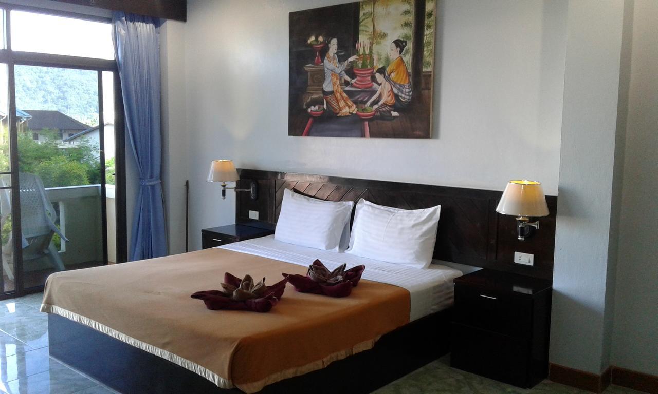 Feng Shui House 호텔 Patong 외부 사진