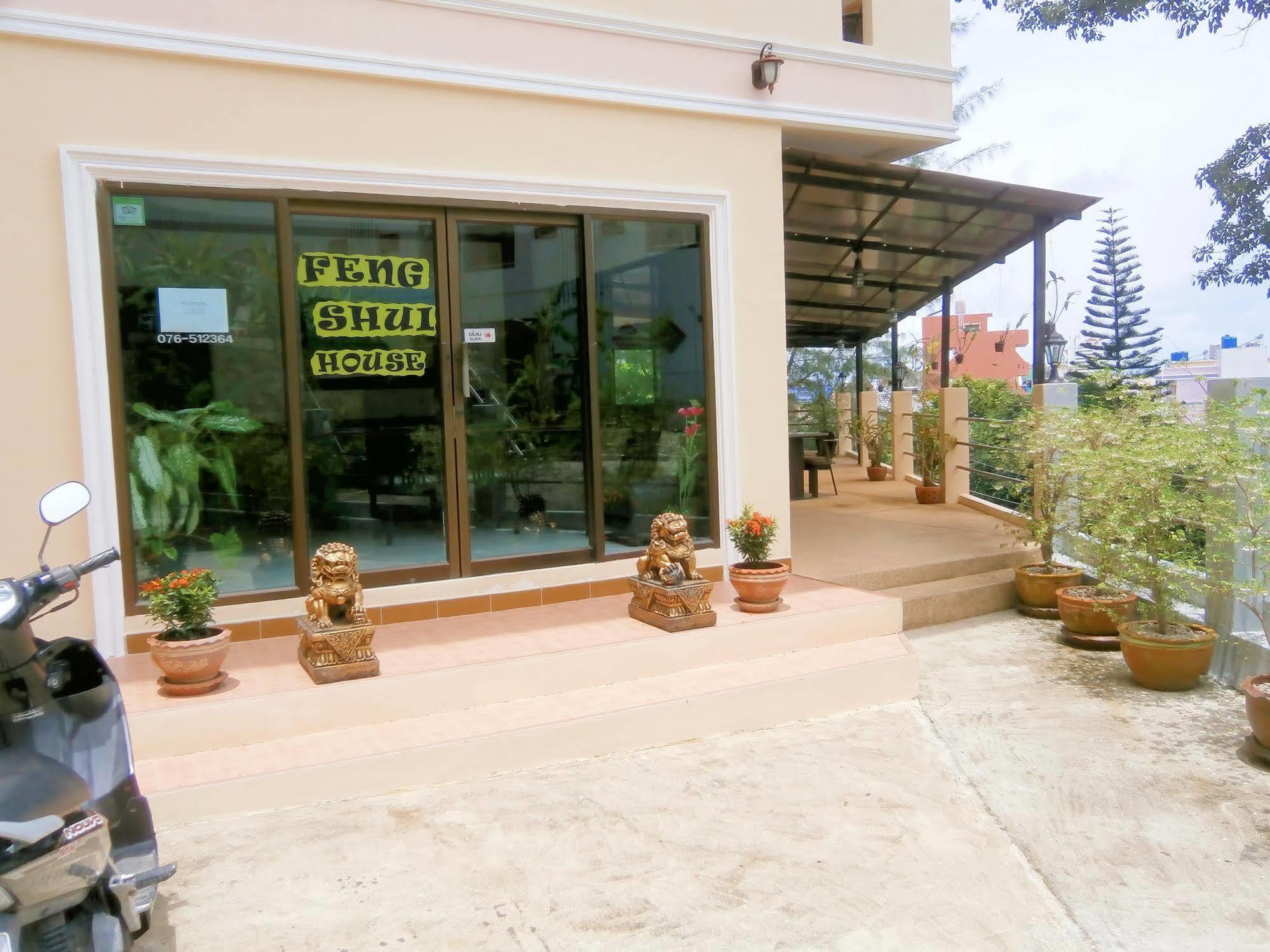 Feng Shui House 호텔 Patong 외부 사진